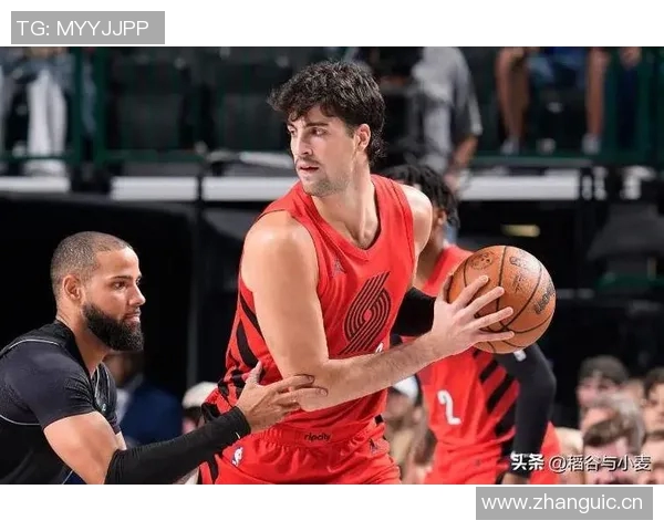 阿夫迪亚首节火力全开6中4砍下12分三分球表现抢眼助力球队领先