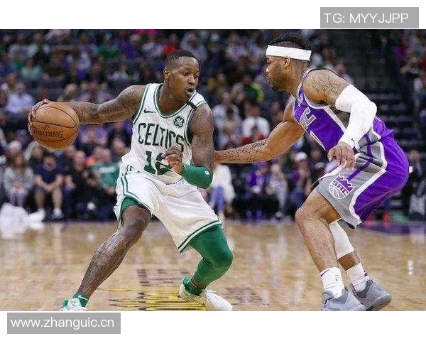 多支球队密切关注特雷杨动态包括雄鹿森林狼和快船等队