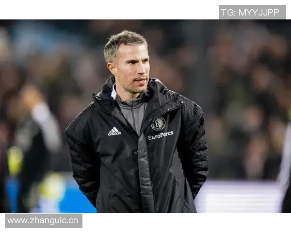 费耶诺德争冠梦碎范佩西执教近7轮失11分被PSV拉开13分差距